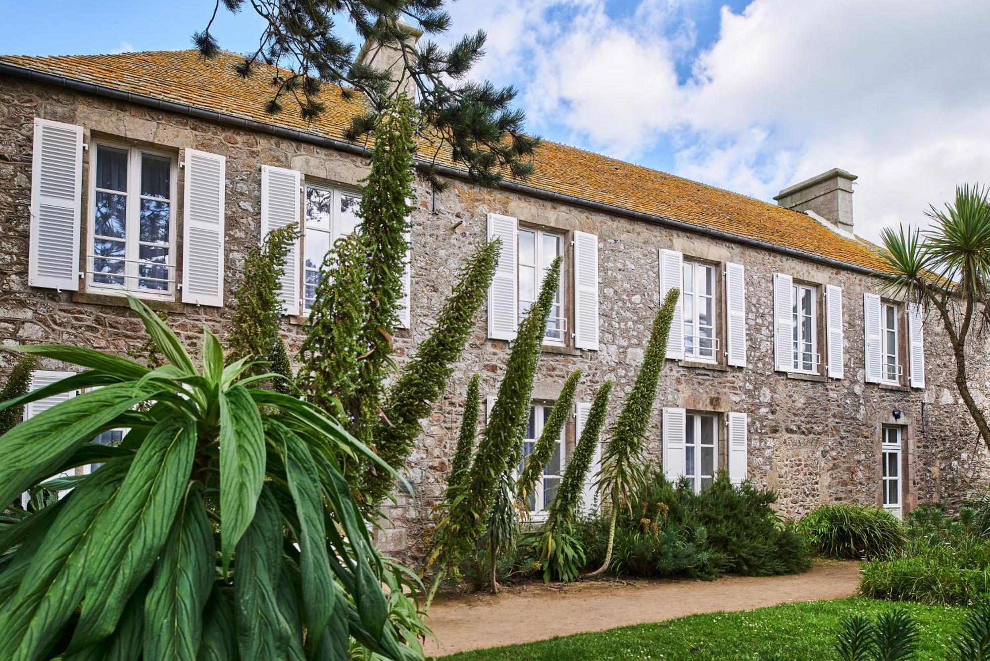 Les Maisons De Tatihou, The Originals Relais Hotell Saint-Vaast-la-Hougue Eksteriør bilde